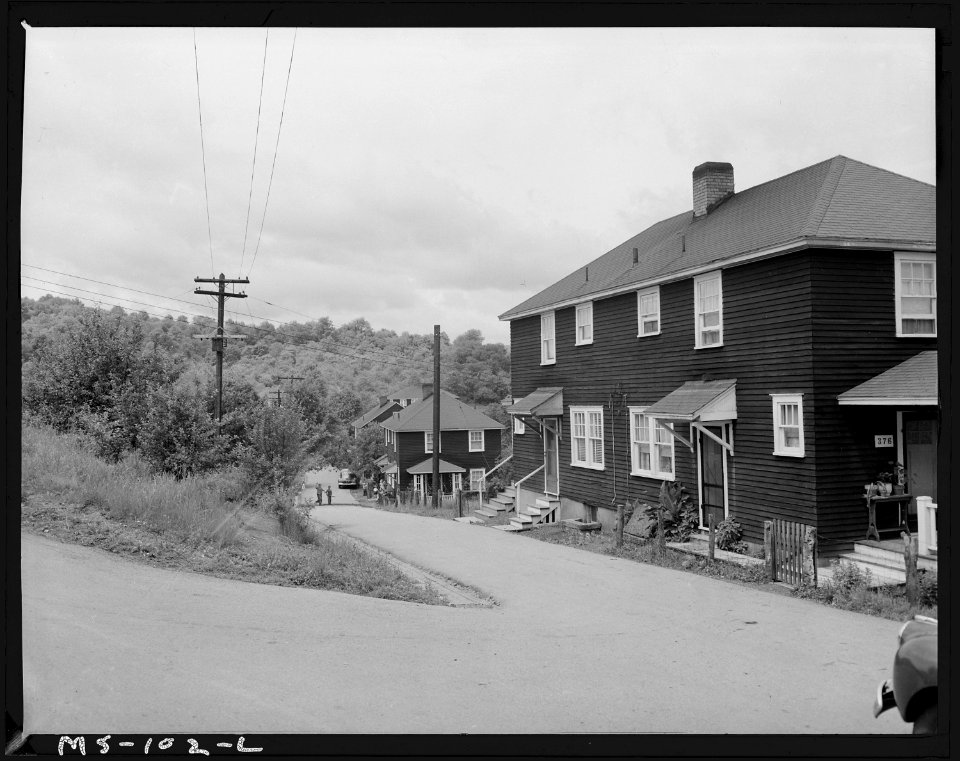 Street in company housing project. Buckeye Coal Company, Nemacolin Mine, Nemacolin, Greene County, Pennsylvania. - NARA - 540272