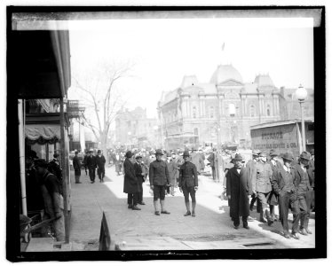 Street scene (...), 1918 LCCN2016827086