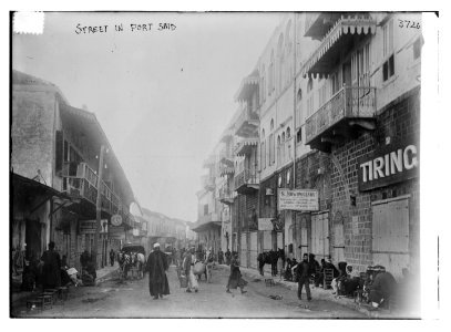 Street in Port Said LCCN2014700775