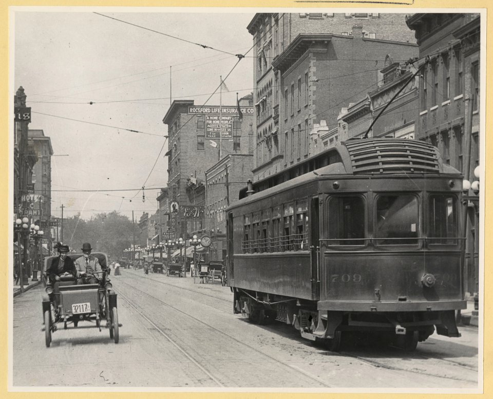 Street railway scene, Rockford, Ill. LCCN2013646429