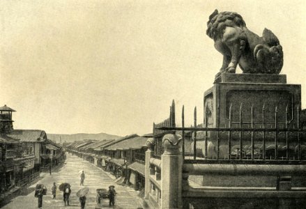 Street of lions in Kyoto. Before 1902