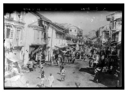 Street scene, Bombay, India LCCN2014680360