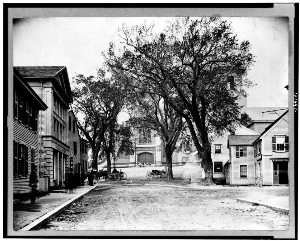 Street scene, with church in background, Plymouth, Massachusetts LCCN90715528