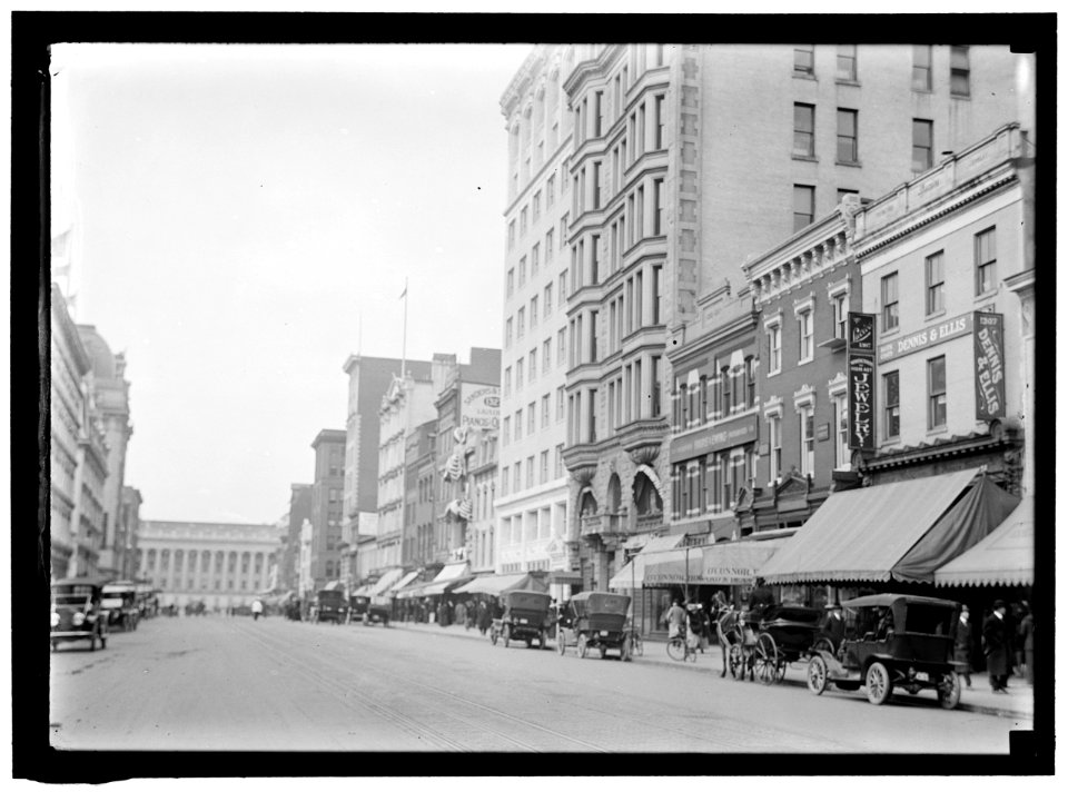 Street view, Washington, D.C. LOC hec.02088