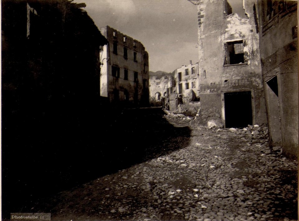 Strigno Valsugana. Straßenbild. (BildID 15635220)