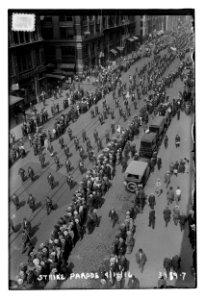 Strike parade LCCN2014702808