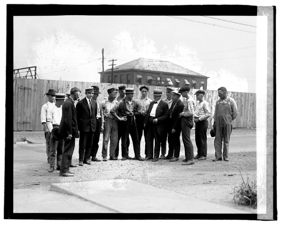 Striking railroad men LOC npcc.06846