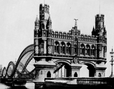 Strumper and Co. - »Die neue Elbbrücke« (Zeno Fotografie)