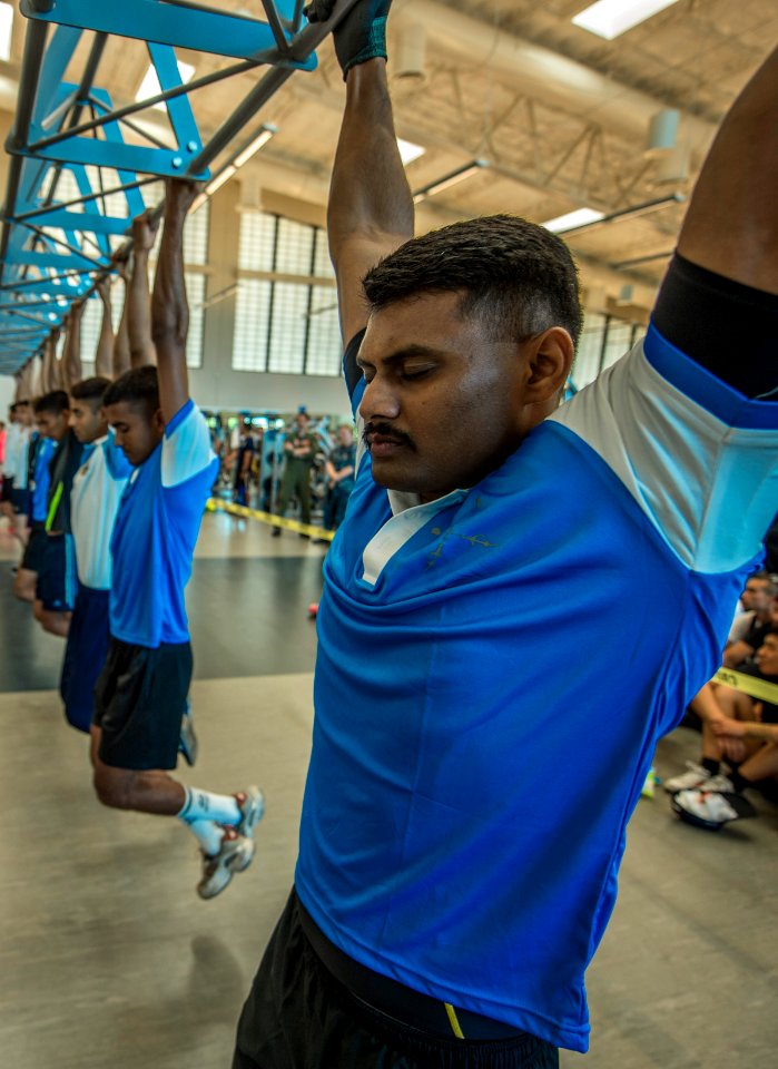 Strong arm competition, RIMPAC 2014 140703-N-PX130-064