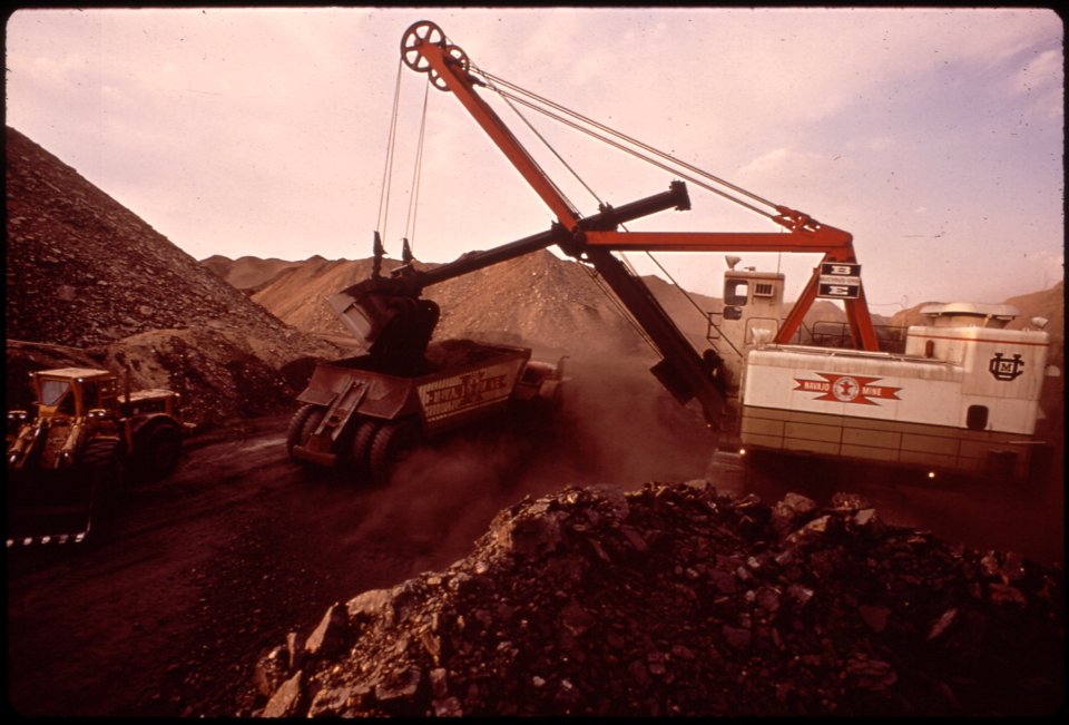 Strip Mining Operations at the Navajo Mine of the Utah Construction and Mining Company. The Navajo Mine Services the Four Corners Generating Plant 06-1972 (4265743355)