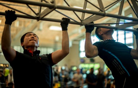 Strong arm competition, RIMPAC 2014 140703-N-PX130-007