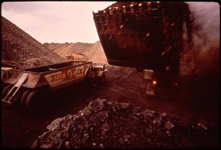 Strip Mining Operations at the Navajo Mine of the Utah Construction and Mining Company. The Navajo Mine Services the Four Corners Generating Plant 06-1972 (4266489466)