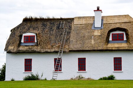 Thatched roof ireland traditional