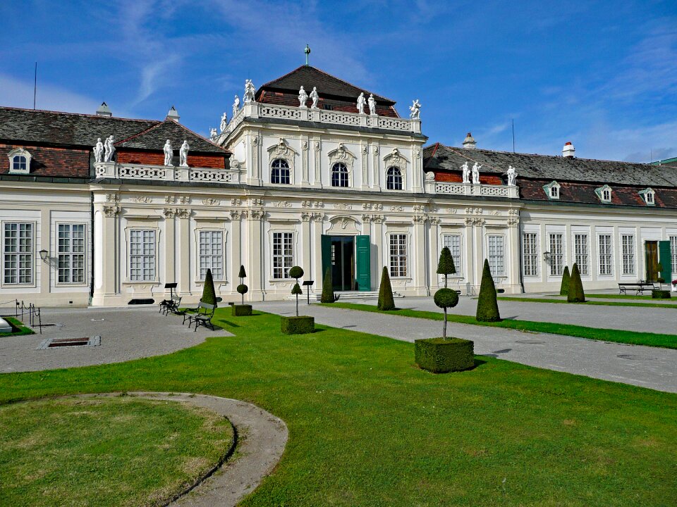 Palace places of interest building