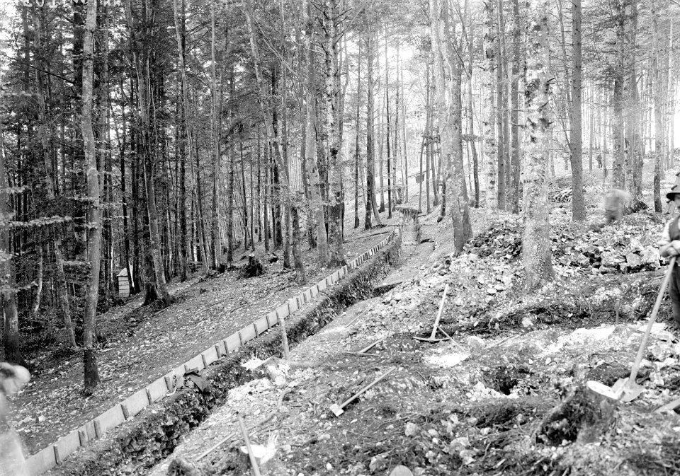 Stützpunkt Balm, Kehlgraben mit Kehltambour - CH-BAR - 3237652