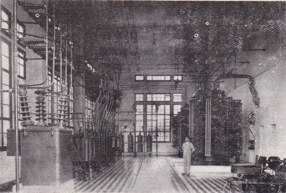 Subestación eléctrica, exterior 2 - Congreso de Ferrocarriles del Estado (1929)