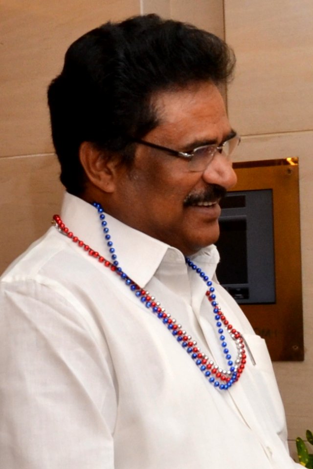 Su. Thirunavukkarasar in 2012