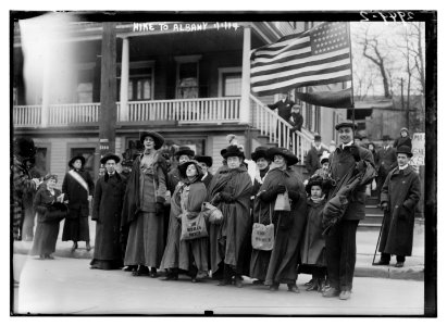 Suffrage hike to Albany, 1-1-14 LCCN2014695095