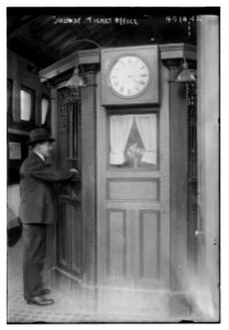 Subway ticket office LCCN2014706469
