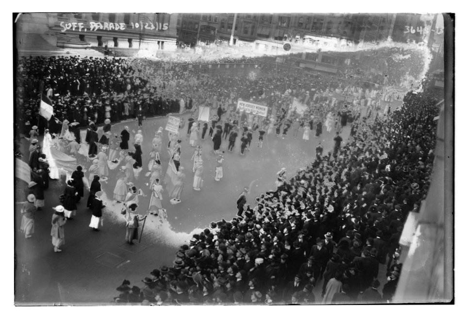 Suff. Parade, 10-23-15 LCCN2014700137