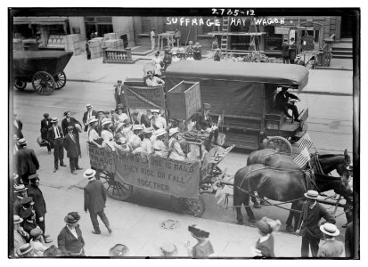 Suffrage Hay Wagon LCCN2014693791