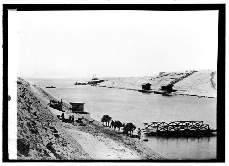 Suez Canal and Lake Timsah LCCN2016821002