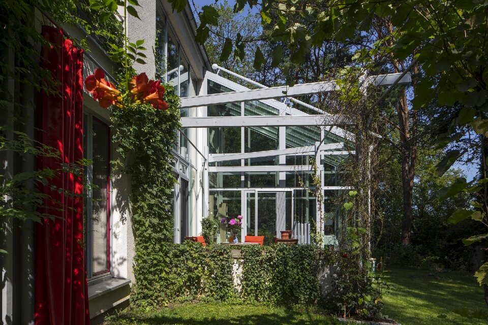 House garden living room