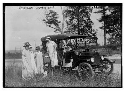Suffrage farmers goin (going) LCCN2014705193