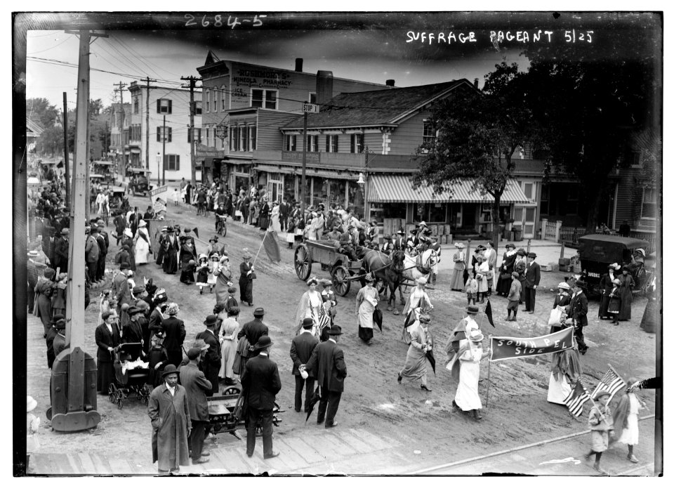 Suffrage pageant (L.I.) LCCN2014692943