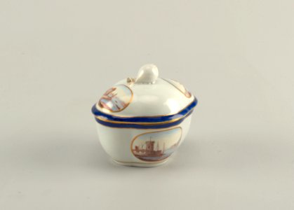 Sugar Bowl And Lid (Italy), ca. 1800 (CH 18395755)