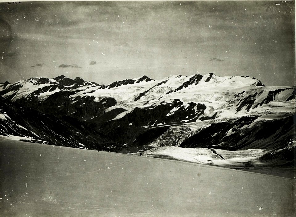 Suldental mit östlicher Begrenzung Schöntaufspitze, Madritschspitze. (BildID 15422555)