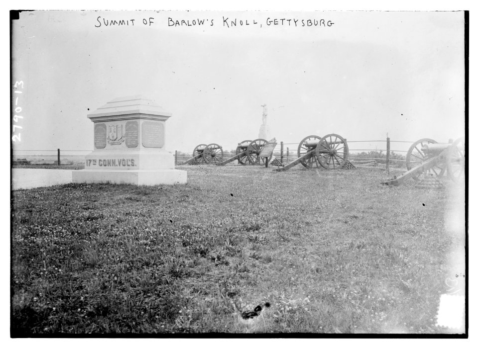 Summit of Barlow's Knoll, Gettysburg LCCN2014693827