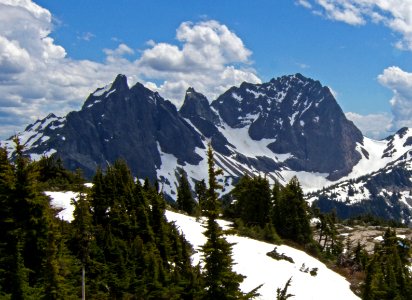 Summit Chief Mountain, Mt Baker Snoqualmie National Forest