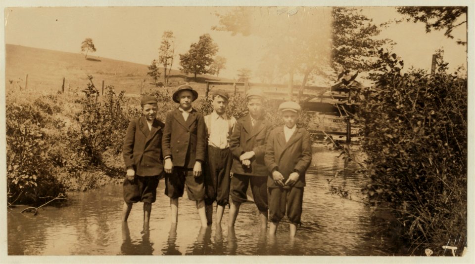 Sunday morning at Lynchburg Cotton Mill (Va.) Ed Tolley, the smallest, said 15 years old, but that is very doubtfull. Others in these three photos, Lucien Tolley, Herbert Aultico, Henry LOC nclc.02043