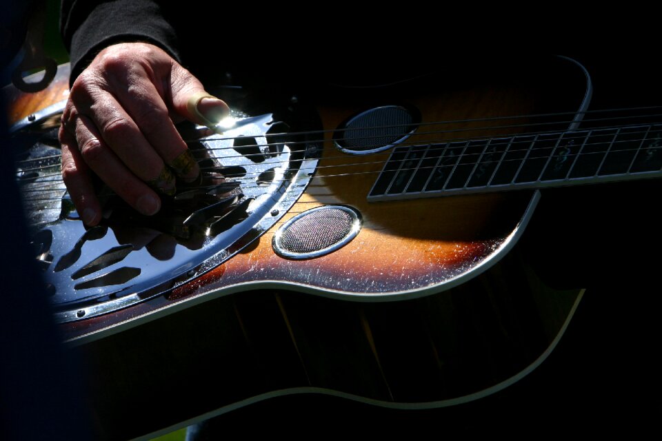 Play acoustic guitarist photo