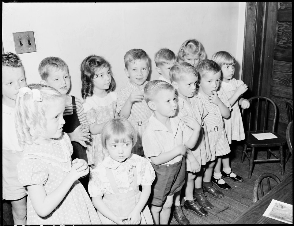 Sunday school class in Community (Methodist) Church. Inland Steel Company, Wheelwright ^1 & 2 Mines, Wheelwright... - NARA - 541439