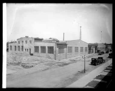 Sunshine Laundry LCCN2016851844