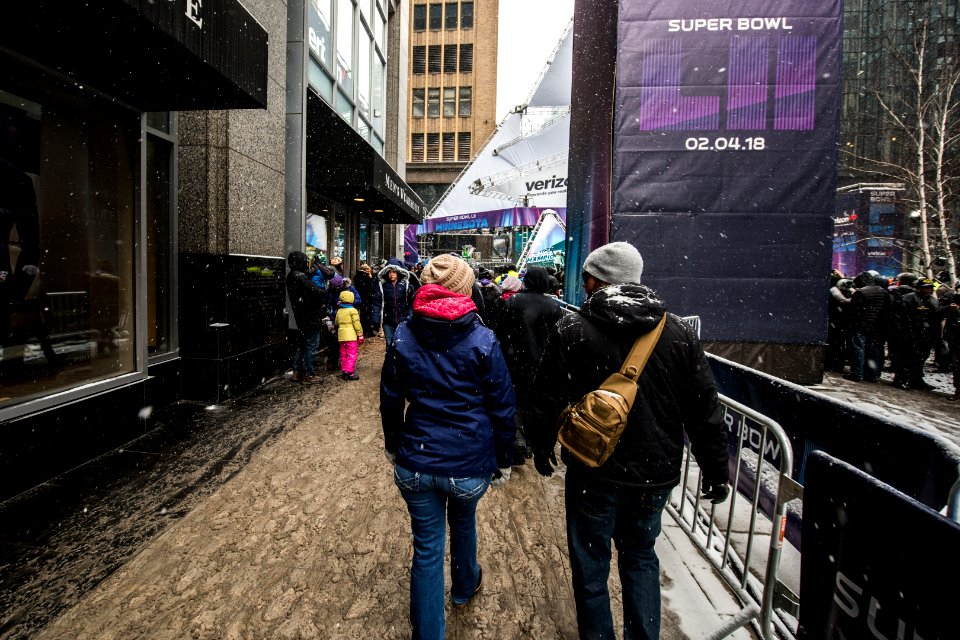 Super Bowl Live (39171139005)