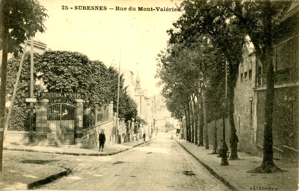 Suresnes.Rue du Mont-Valérien.Institution Devers