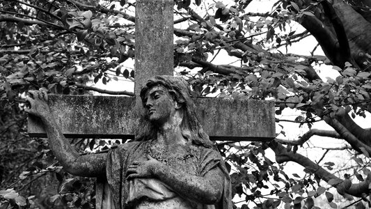 Figure tombstone old cemetery