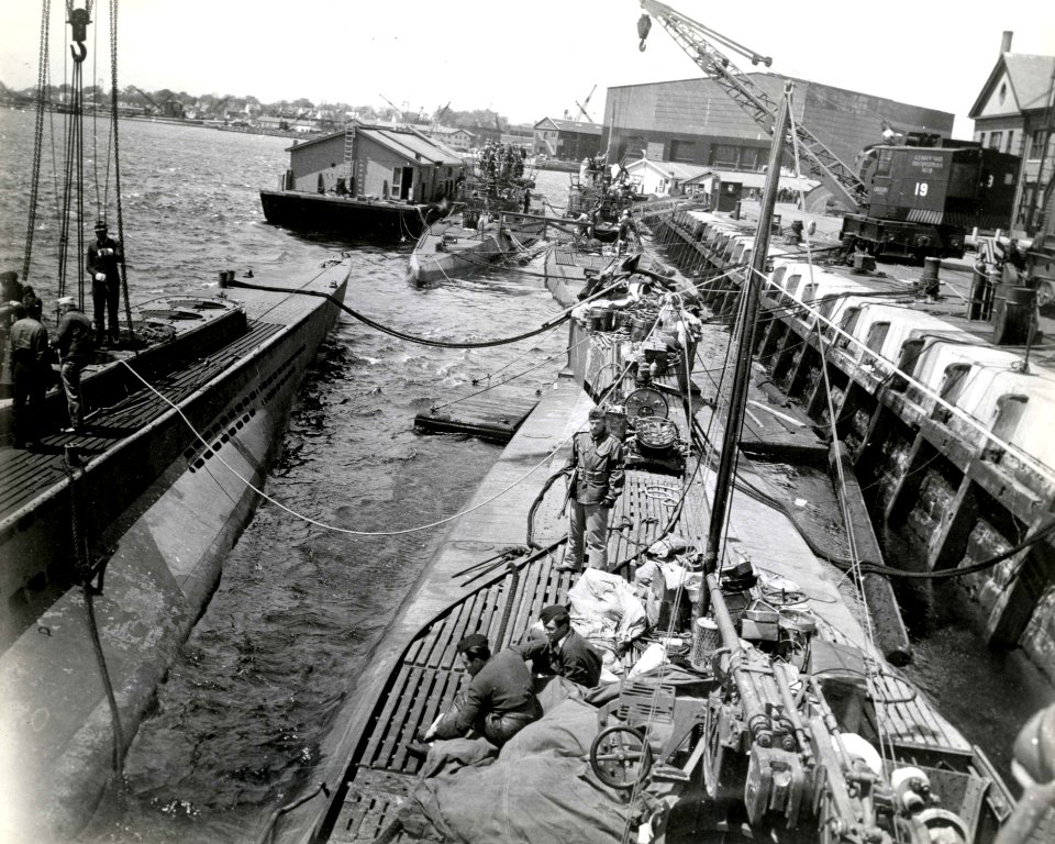 Surrendered German submarines at Portmouth Navy Yard 1945
