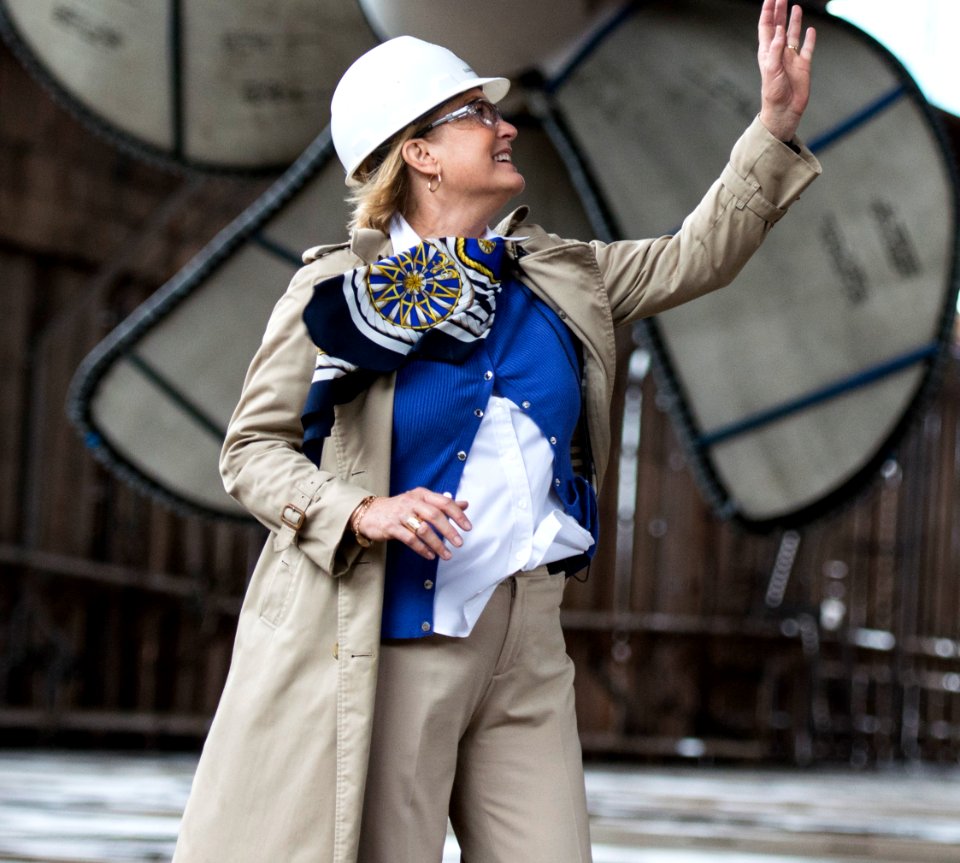 Susan Ford with propeller of USS Gerald R. Ford (CVN-78) 2013 (cropped1)