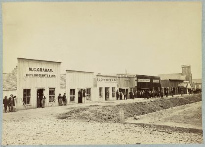 Sutter's (i.e. Sutler's) Row, Chattanooga, Tennessee LCCN2014646018