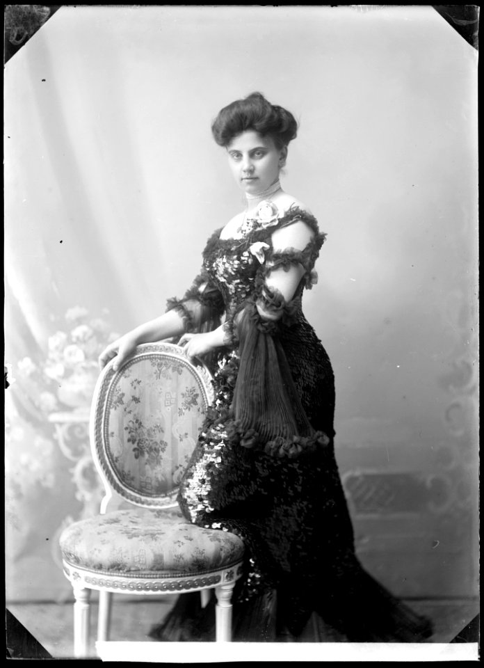 Susi Berker, rollporträtt - SMV - GB090