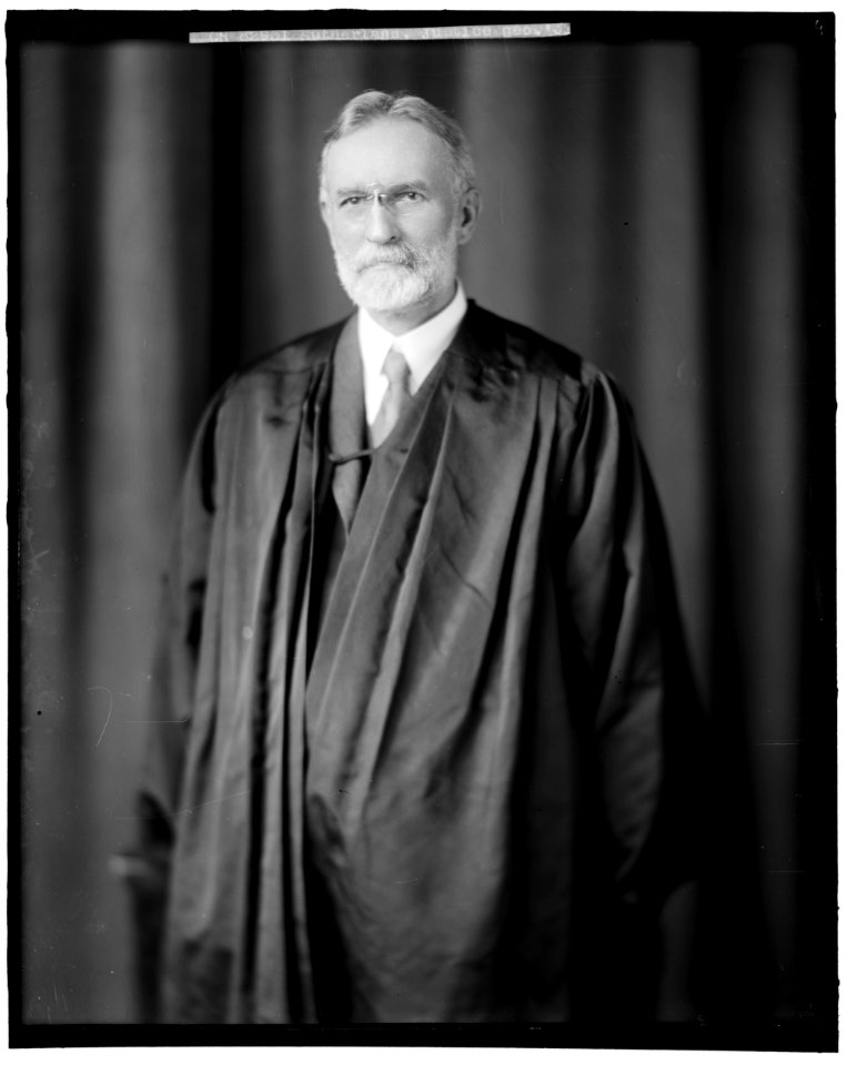 SUTHERLAND, GEORGE. JUSTICE LCCN2016861354