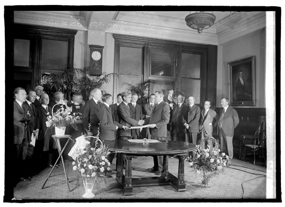 Swearing of Hubert Work, (3-4-22) LCCN2016846122