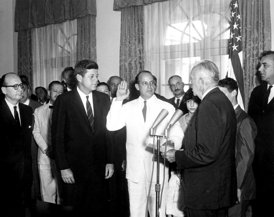 Swearing-in Ceremony, deLesseps S. Morrison, U.S. Representative to the Organization of American States 01