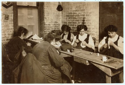 Sweatshop of Mr. Goldstein 30 Suffolk St. Witness Mrs. L. Hosford. LOC cph.3a51793