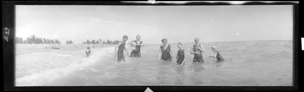 Swimmers II, east coast, Florida LCCN2017656400