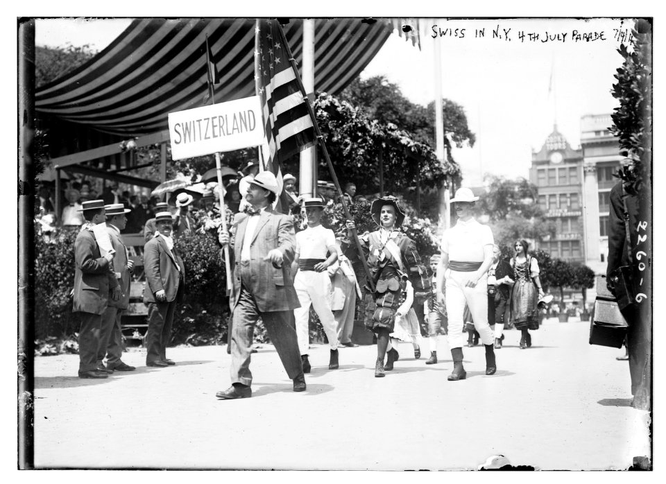 Swiss in N.Y. 4th of July Parade LCCN2014689517